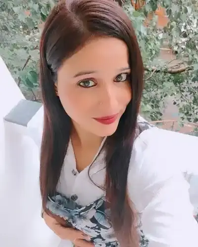 Call Girls in Bhuj